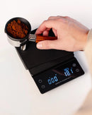 Koffieweegschaal met timer - Barista Essentials - Koffiestore.nl