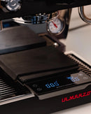 Koffieweegschaal met timer - Barista Essentials - Koffiestore.nl