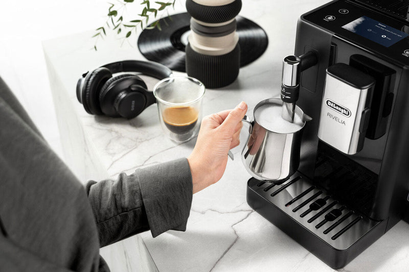 De'Longhi Rivelia Onyx Black EXAM440.35.B - De'Longhi - Koffiestore.nl
