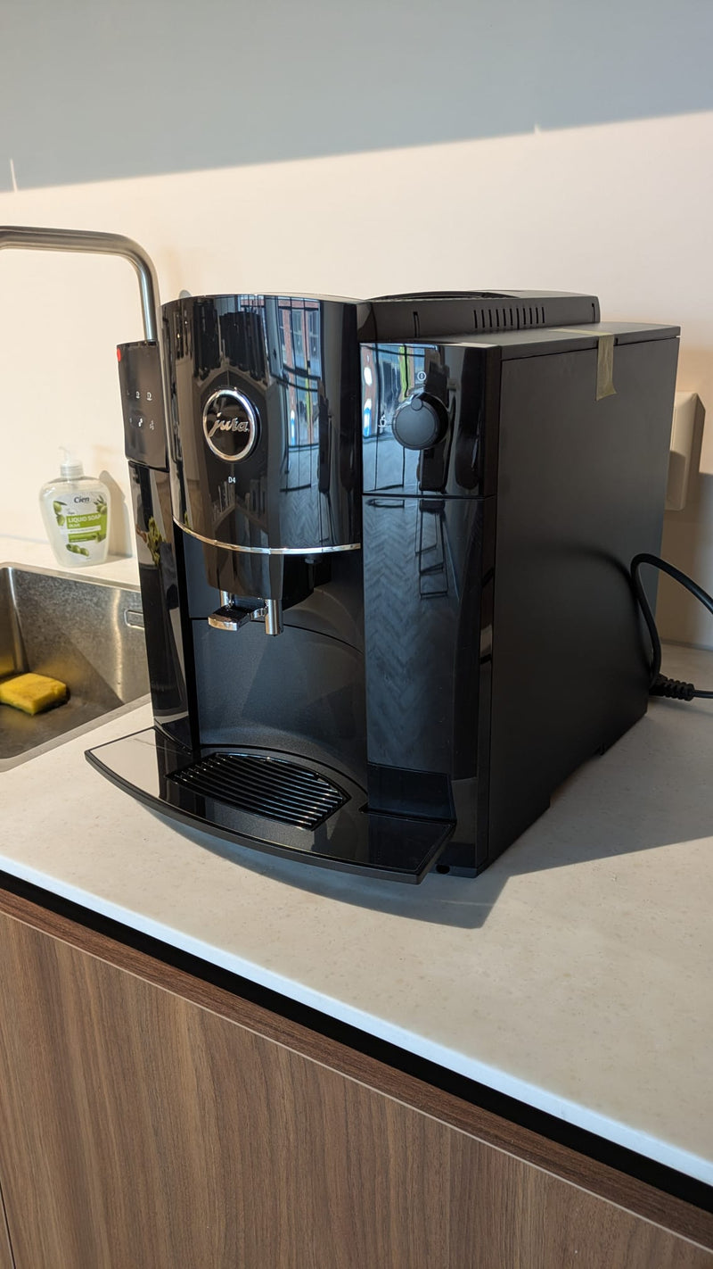 Jura Demomodel D4 Piano Black - Jura - Koffiestore.nl