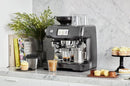 the Oracle™ Touch Black Stainless Steel - Sage - Koffiestore.nl